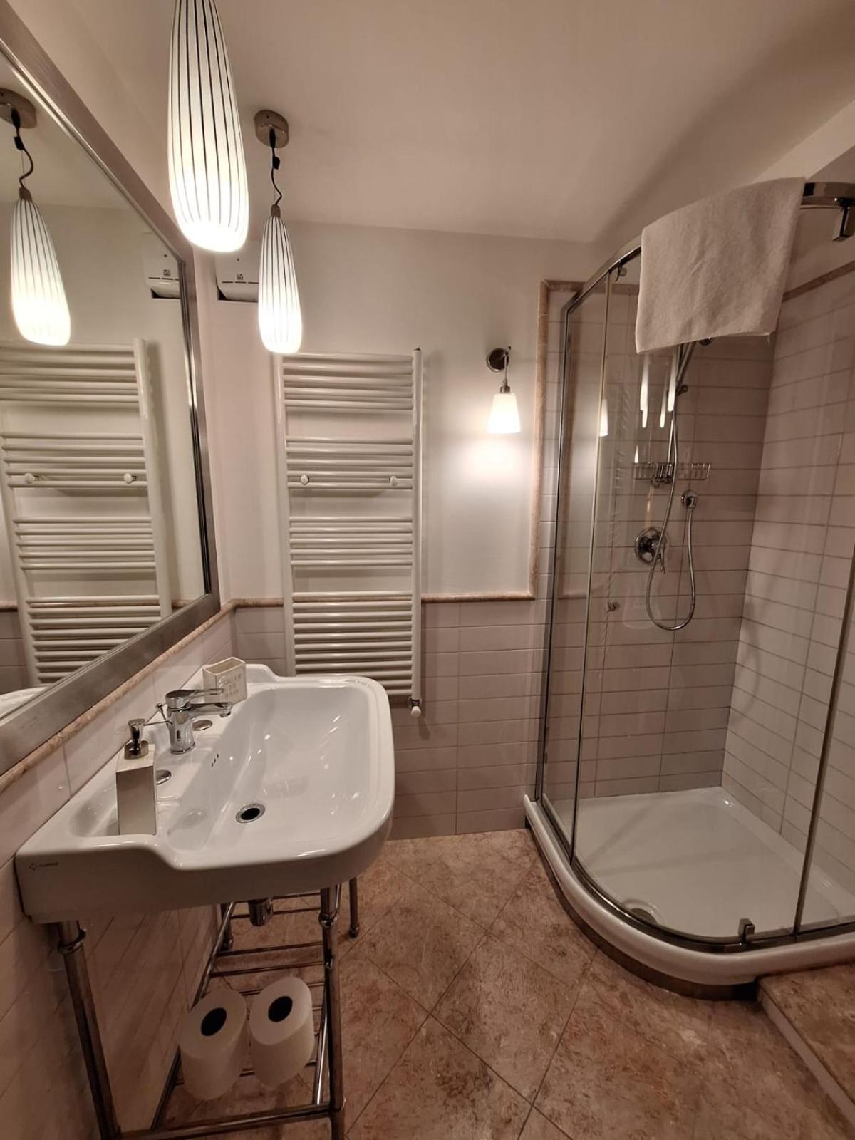 Cozy & Charming Florentine Hideaway By Oteego Florenz Exterior foto
